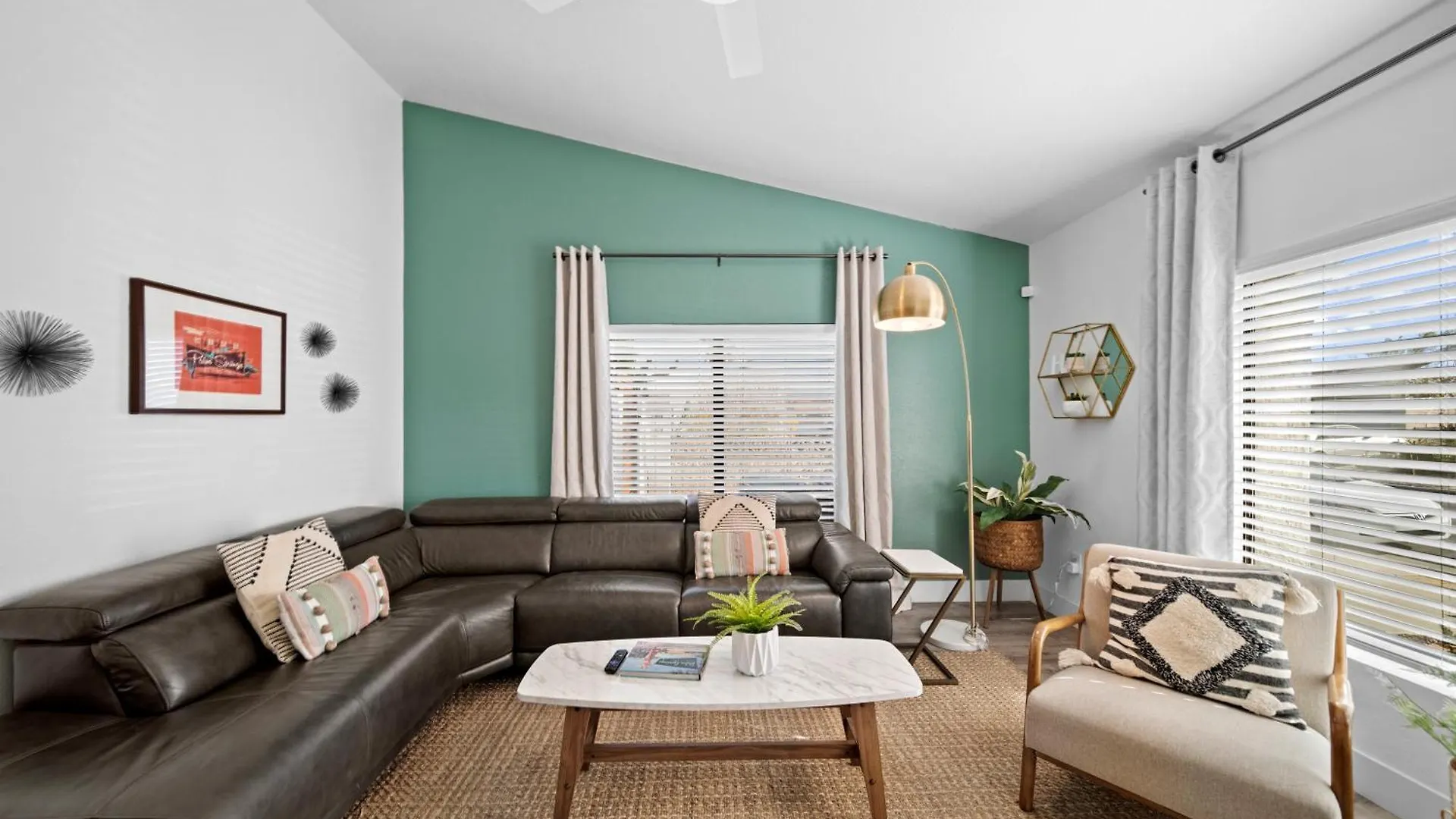 Serenity Now - Home With Pool, Spa, And Outdoor Shower Palm Springs